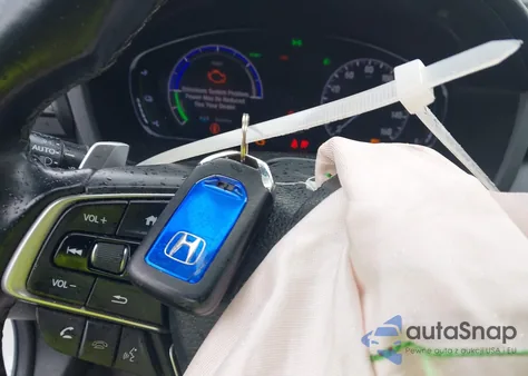 2021 Honda Insight Touring z USA, uszkodzony, nr VIN 19XZE4F91ME006392